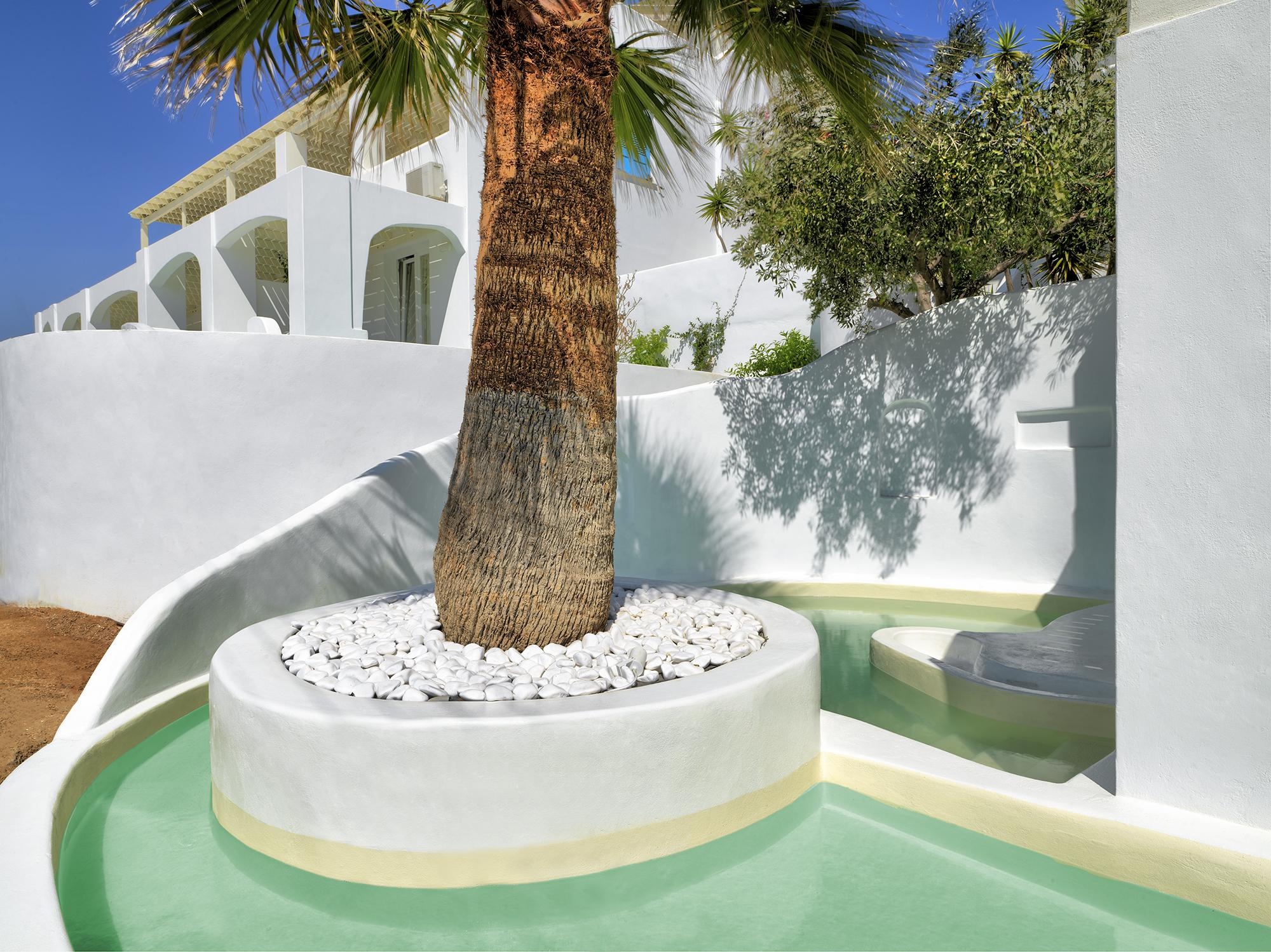 Aloni & 3* Piso Livadi